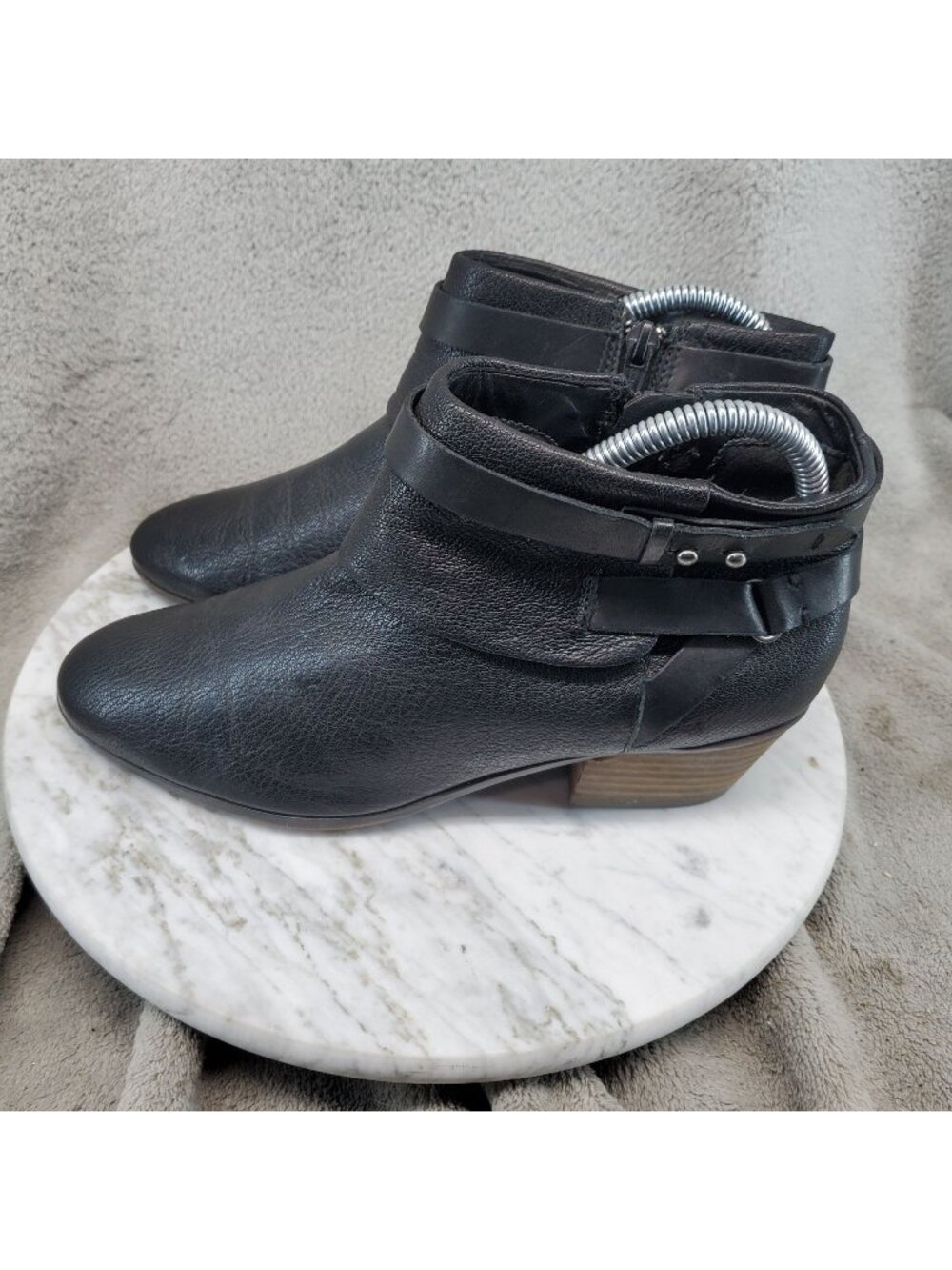 Clarks Shoes Womens Size 7 Black Leather Spye Comet Ankle Boots *Read*